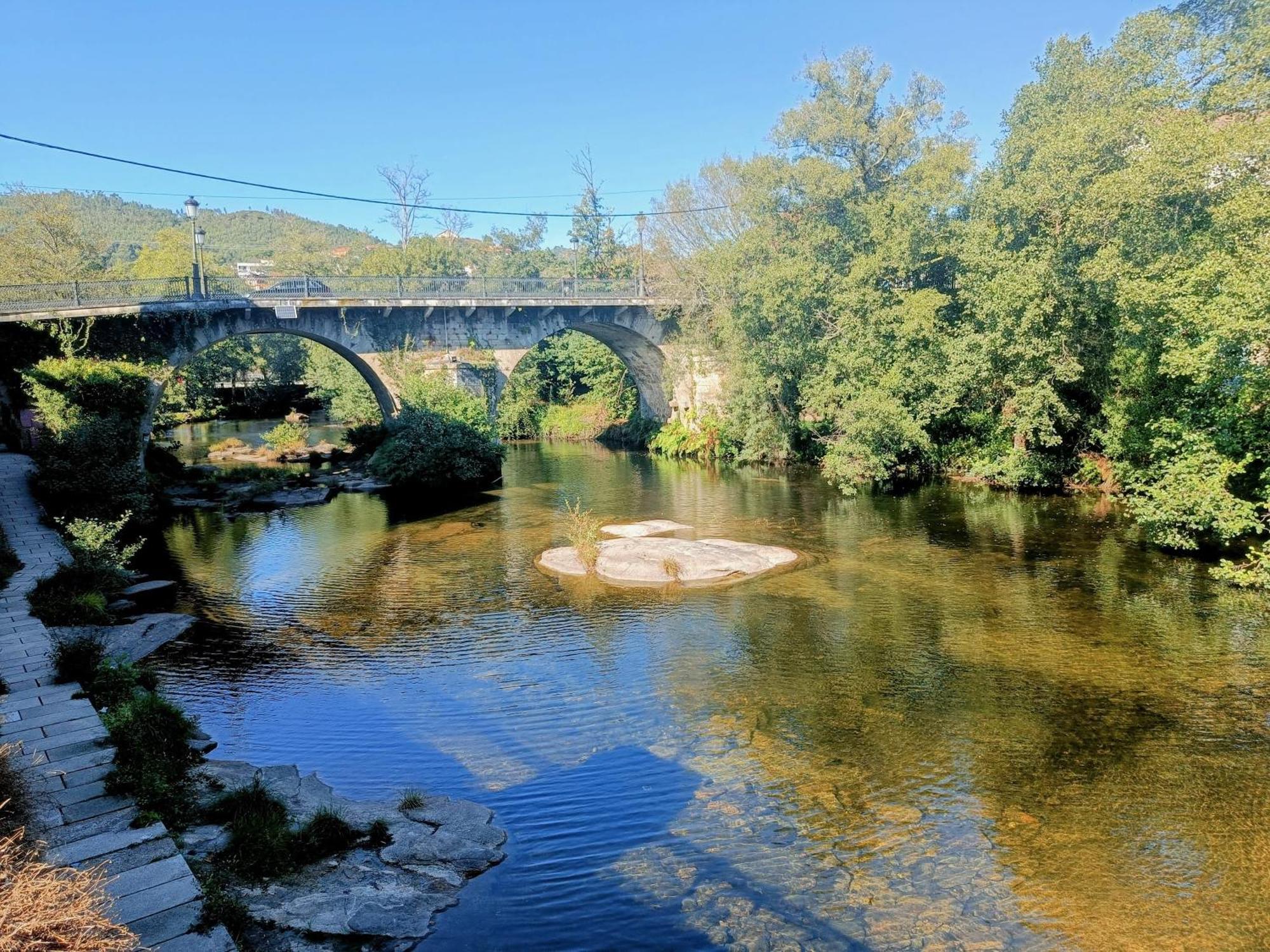 شقة 4 Soles Ponte Caldelas المظهر الخارجي الصورة